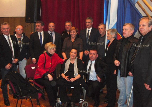 Utemeljitelji i čelnici HDZ-a nakon sjednice/© Marko Čuljat Lika press Gospić                                                                                                                                                                             