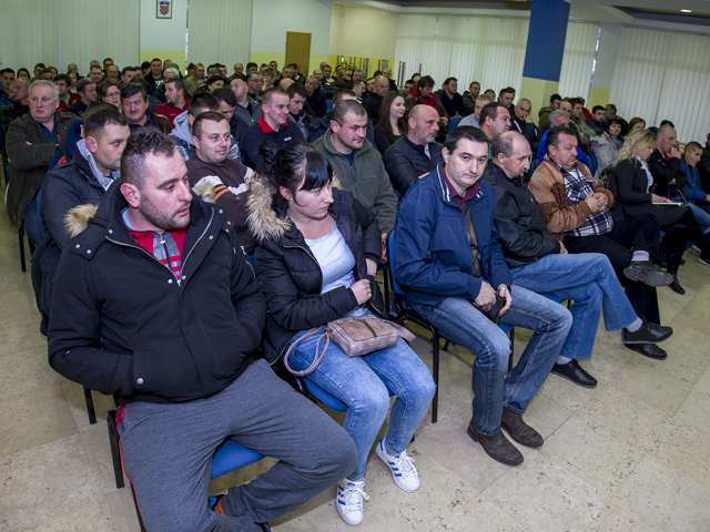 Sudionici prezentacije u Gospiću                                                                                                                                                                                                                          