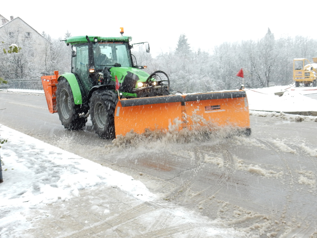 U Gospiću traktori nisu samo za oranje                                                                                                                                                                                                                    