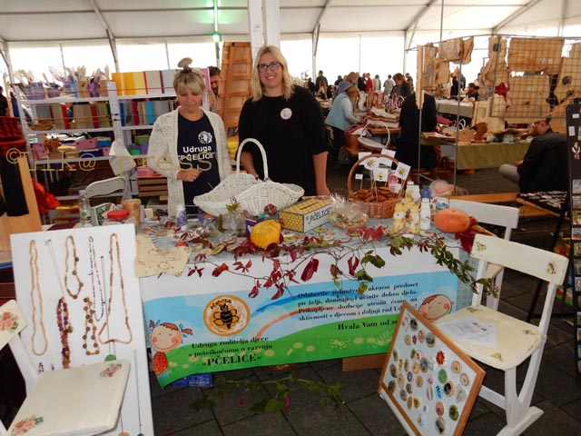 Štand Pčelina na Jeseni u Lici                                                                                                                                                                                                                            