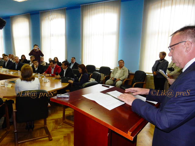 Župan Kolić pozdravlja visoke goste iz cijelog svijeta ©Marko Čuljat Lika press                                                                                                                                                                           