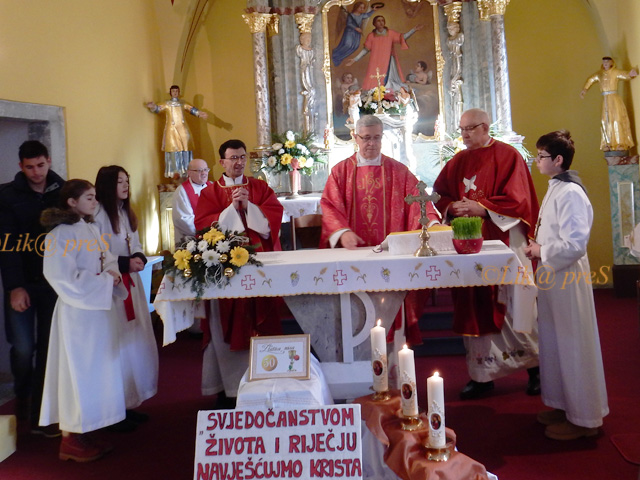 Zlatna misa msgr. Mile Šimunovića u Kompolju/© Marko Čuljat Lika press Gospić                                                                                                                                                                             