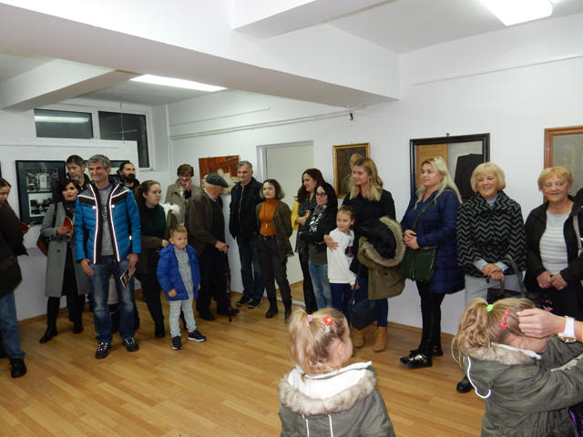 Detalj s otvaranje Orzesove likovne izložbe                                                                                                                                                                                                               