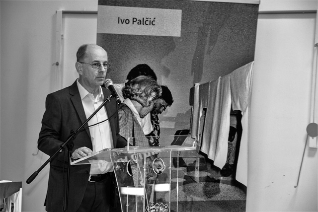 Ivo Palčić govori o svojoj knjizi o paškoj čipki na u Zadru                                                                                                                                                                                               