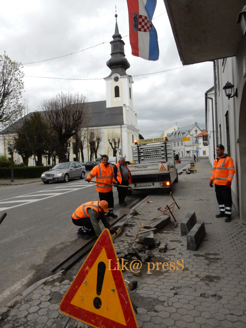 Sanacija ivičnjaka kod Muzeja Like                                                                                                                                                                                                                        