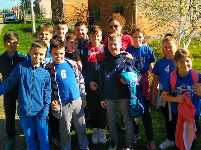 Ni najmlađima nije bilo teško ustati i doći u Jasikovac/Foto LEA                                                                                                                                                                                          