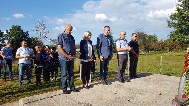 Odavanje počasti partizanskim žrtvama                                                                                                                                                                                                                     