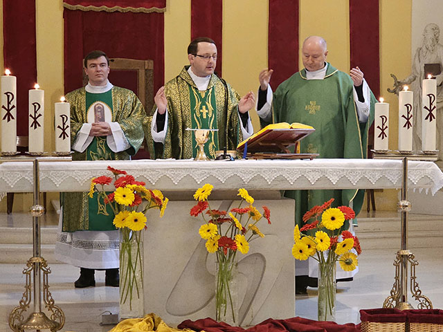 KAncelar Grgurić za vrijeme jučerašnje molitve                                                                                                                                                                                                            