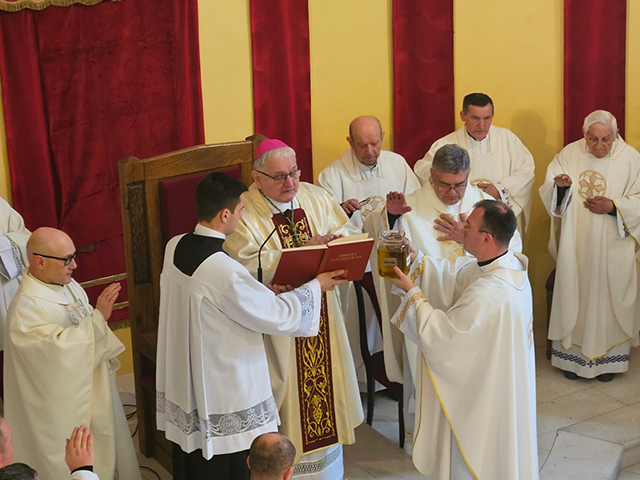 Sveta misa posvete ulja u Gospiću                                                                                                                                                                                                                         