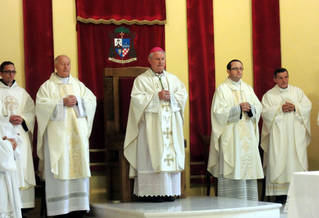 Detalj s početka današnje mise zahvalnice/Snimio Marko Čuljat
                                                                                                                                                                                           