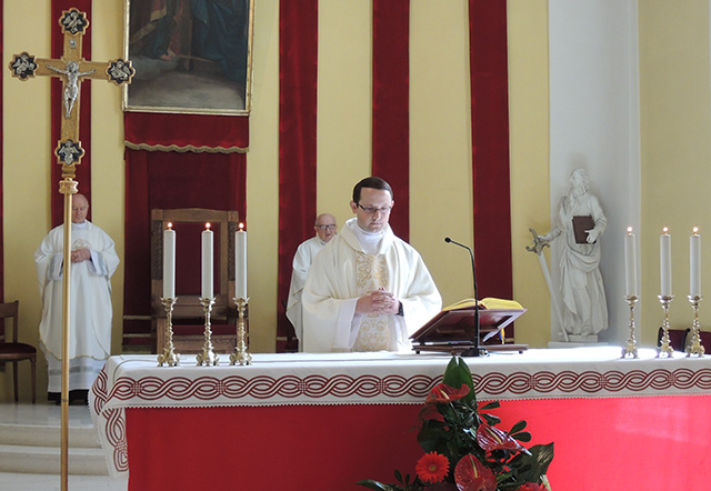 Svetu je misu predvodio preč. Mišel Grgurić                                                                                                                                                                                                               