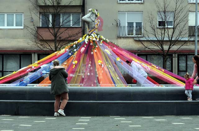 Uskršnja odora fontane                                                                                                                                                                                                                                    