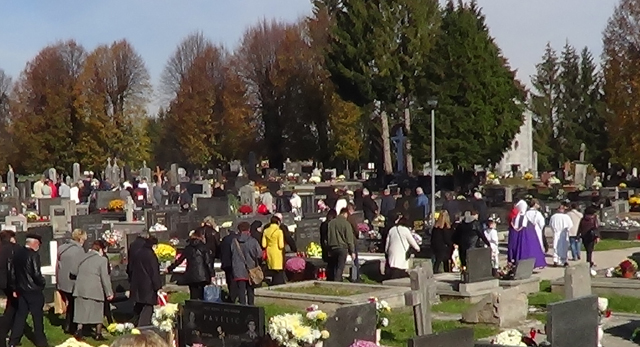 Procesija u Gospiću                                                                                                                                                                                                                                       