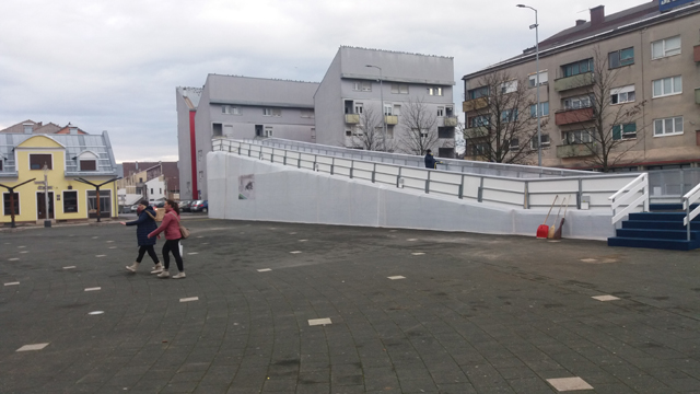 Tobogan se dobro uklopio u gradsku vizuru/Snimio Marko Čuljat                                                                                                                                                                                             