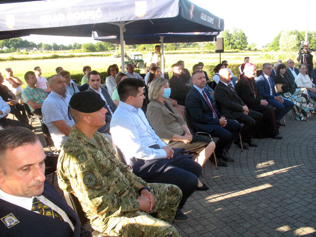 Gosti i uzvanici na svečanoj sjednici Gradskog vijeća Gospića u Smiljanu                                                                                                                                                                                  