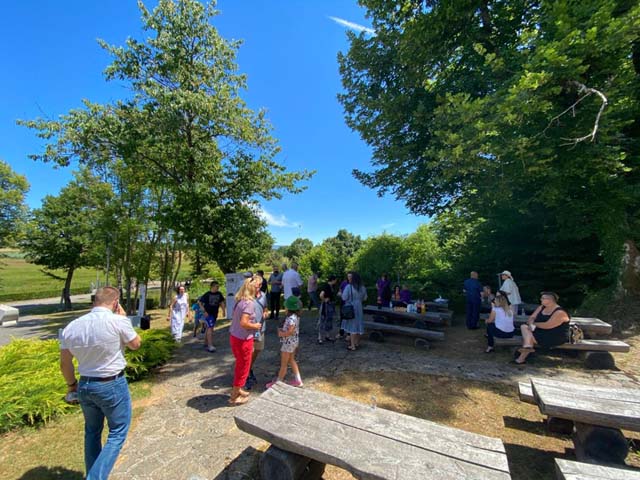 Jučerašnji posjetitelji Smiljana i Tesline rodne kuće                                                                                                                                                                                                     