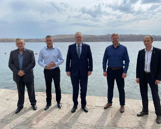 Ministar Božinović u Karlobagu i ...                                                                                                                                                                                                                      