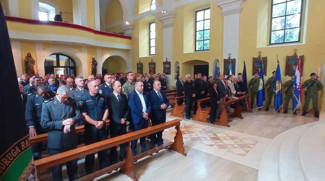 Sveta misa u gospićkoj katedrali/Snimio Marko ČULJAT                                                                                                                                                                                                      