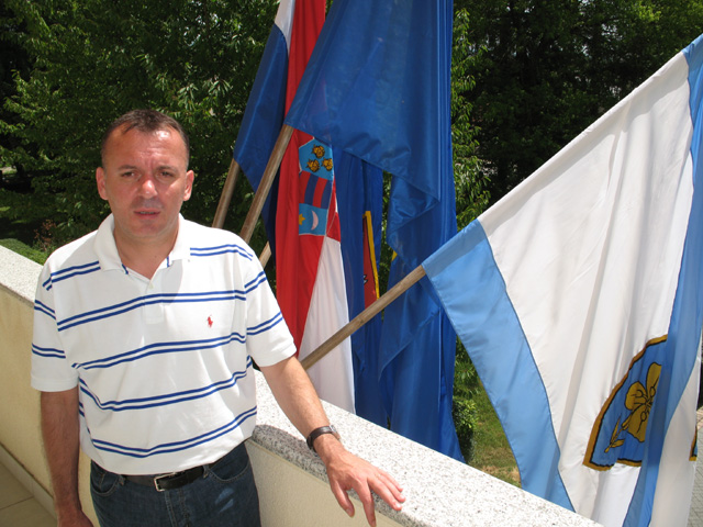 Na balkonu gradske palače poziranje za Večernji list, 2006./Snimio Marko Čuljat                                                                                                                                                                           