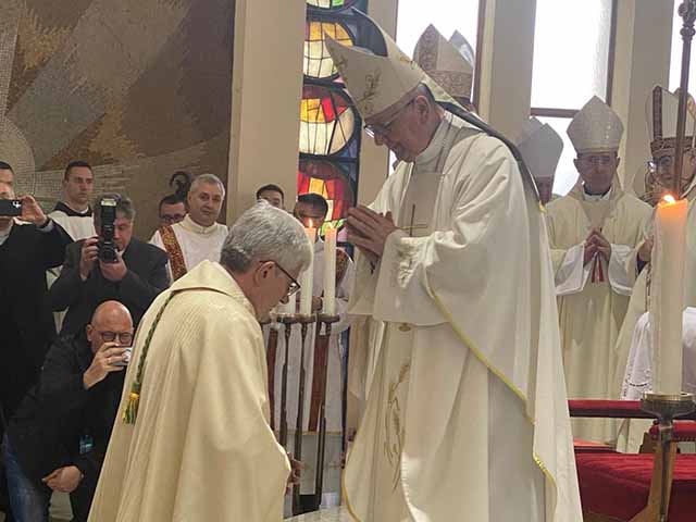 Dio procesa ređenja banjolučkog biskupa Željka MAjića                                                                                                                                                                                                     