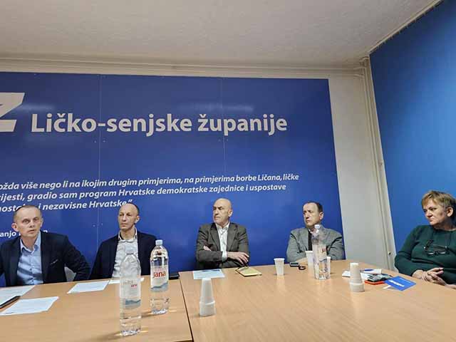 Čelnici HDZ-a na jučerašnjoj sjednici                                                                                                                                                                                                                     