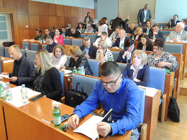 Čelnici Županije tik početka sjednice/Snimio Marko Čuljat                                                                                                                                                                                                 