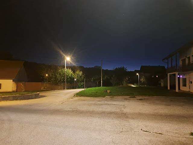 Noćna veduta Lovinca s ledicama                                                                                                                                                                                                                           