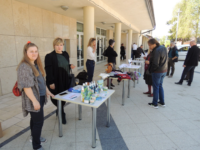 Poduzetnički sajam poduzetnica u Gospiću                                                                                                                                                                                                                  