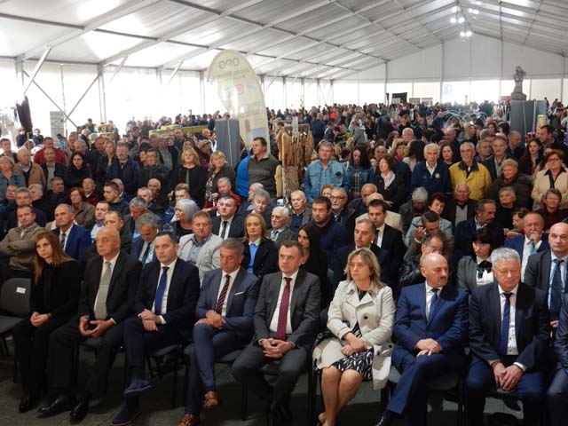 Gosti i uzvanici na otvaranju Izložbe                                                                                                                                                                                                                     