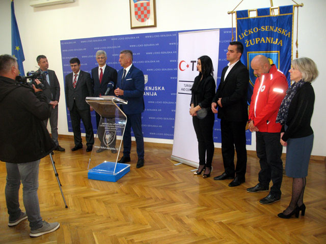 Dobrodošlica turskom veleposlaniku u Gospiću/Snimio Marko Čuljat, Lika press Gospić                                                                                                                                                                       